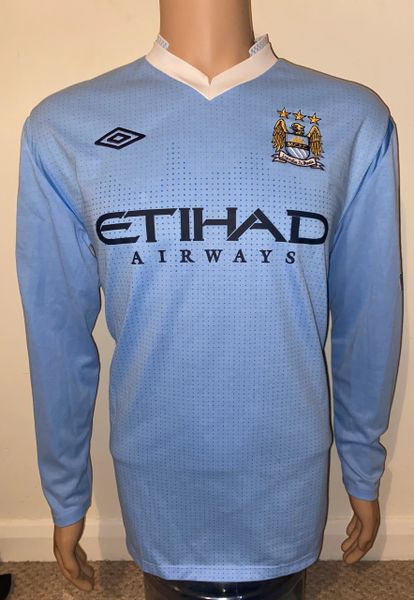 Man city best sale 2011 kit