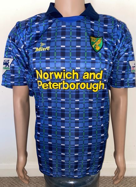 1994/95 NORWICH CITY MATCH ISSUE AWAY SHIRT (AKINBIYI #26)