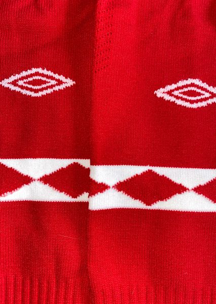 2008/09 NOTTINGHAM FOREST MATCH WORN UMBRO HOME SOCKS