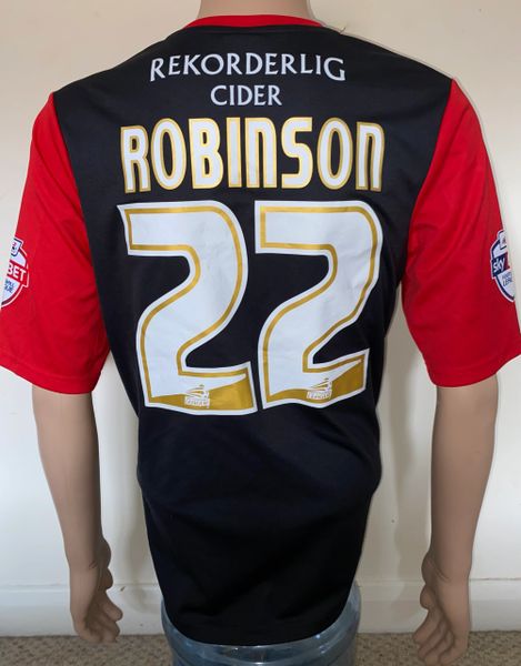 2014/15 HUDDERSFIELD TOWN MATCH WORN AWAY SHIRT (ROBINSON #22)