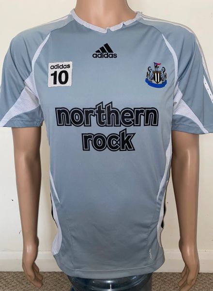 2006/07 NEWCASTLE UNITED TRAINING WORN SHIRT (MICHEAL OWEN #10)