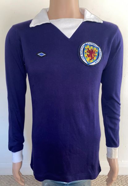 1975 SCOTLAND MATCH WORN UMBRO HOME SHIRT #15