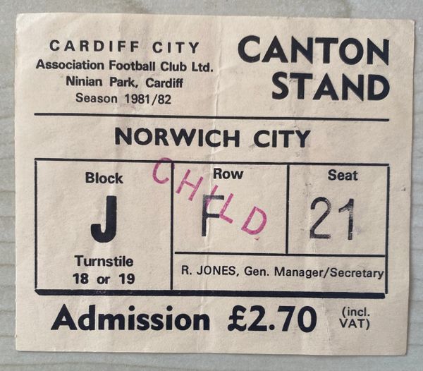 1981/82 ORIGINAL DIVISION TWO TICKET CARDIFF CITY V NORWICH CITY