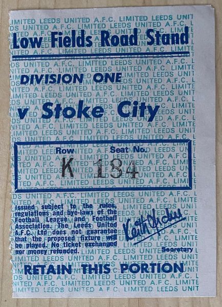 1974/75 ORIGINAL DIVISION ONE TICKET LEEDS UNITED V STOKE CITY