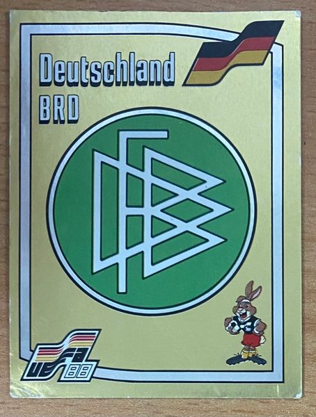 1988 PANINI EURO 88 ORIGINAL UNUSED STICKER WEST GERMANY BADGE 50