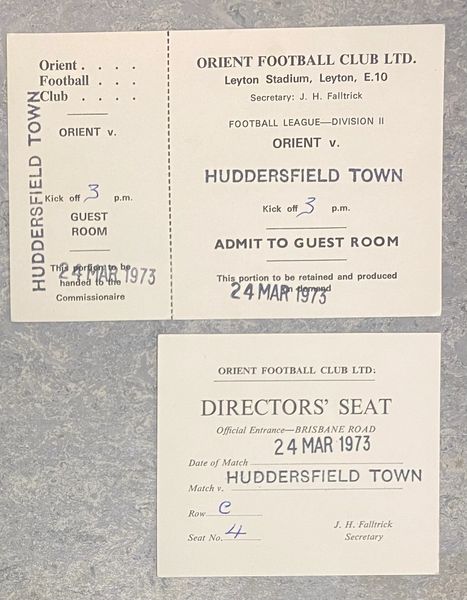 1972/73 ORIGINAL DIVISION TWO TICKET ORIENT V HUDDERSFIELD TOWN (DIRECTORS BOX)