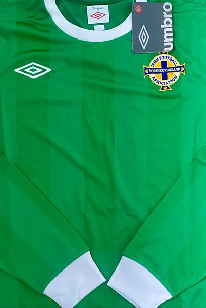 2011/12 ORIGINAL UMBRO NORTHERN IRELAND HOME SHIRT LONG SLEEVED SIZE LARGE BNIB BNWT