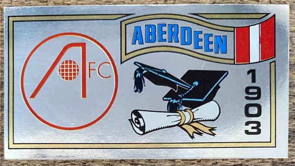 1983 ORIGINAL UNUSED PANINI FOOTBALL 83 STICKERS ABERDEEN BADGE 391