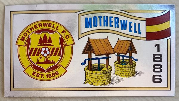 1983 ORIGINAL UNUSED PANINI FOOTBALL 83 STICKERS MOTHERWELL BADGE 454