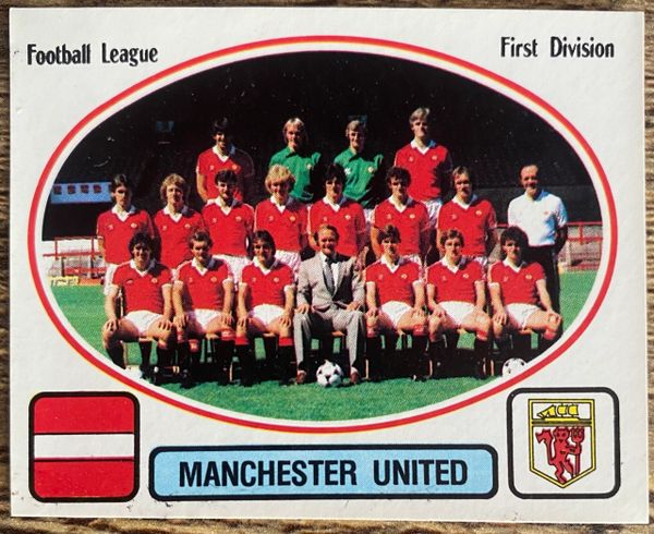 1982 ORIGINAL UNUSED PANINI FOOTBALL 82 STICKER MANCHESTER UNITED TEAM GROUP