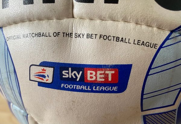 2012/13 Play-Off Final Mitre Delta V12 Match-Used Ball - Watford Gold