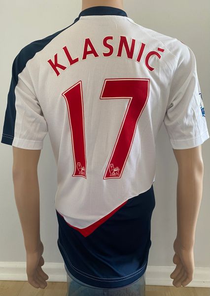 2011/12 BOLTON WANDERERS MATCH WORN HOME SHIRT (KLASNIC #17)