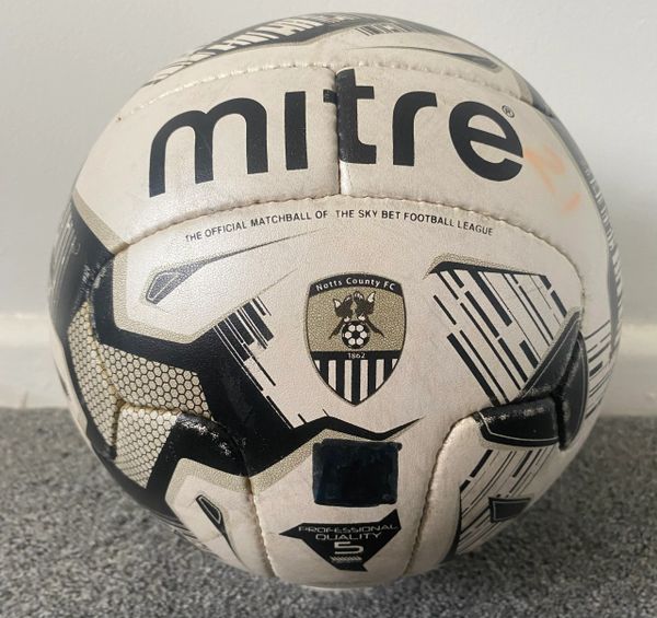 2016/17 ORIGINAL MITRE DELTA V12S NOTTS COUNTY LEAGUE MATCH BALL Size 5 USED