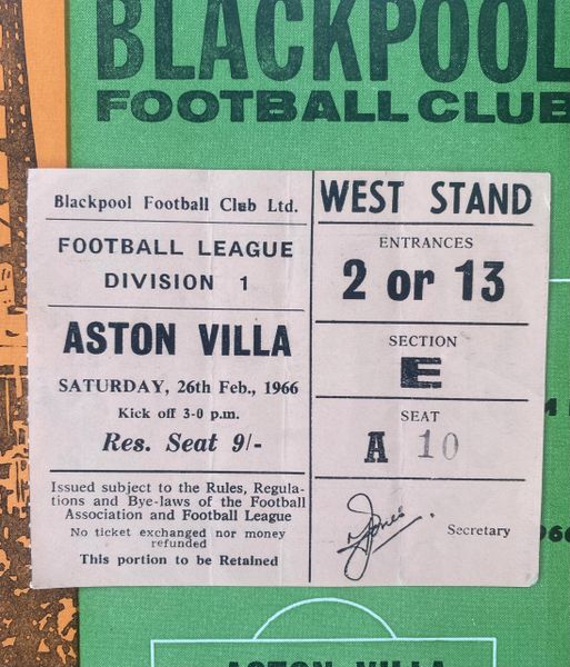 1965/66 ORIGINAL DIVISION ONE PROGRAMME AND TICKET BLACKPOOL v ASTON VILLA