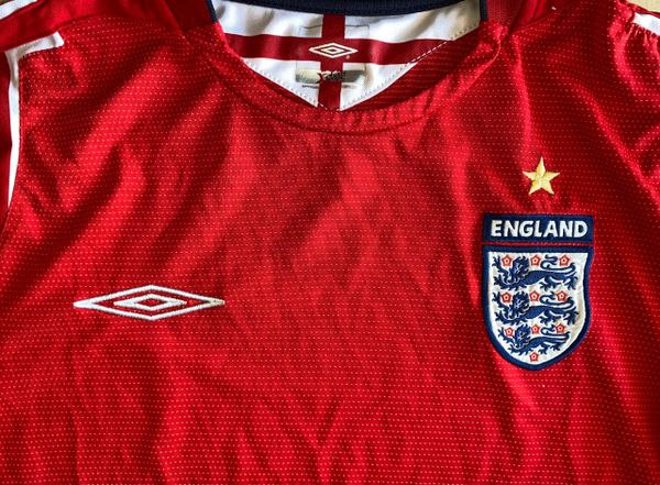 2004-06 ORIGINAL ENGLAND REPLICA AWAY SHIRT ADULT SMALL