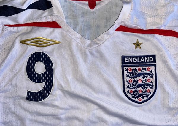 2007-09 ORIGINAL ENGLAND REPLICA HOME SHIRT (ROONEY #9) ADULT LARGE