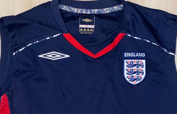 2007-09 ORIGINAL ENGLAND TRAINING VEST ADULT EXTRA LARGE