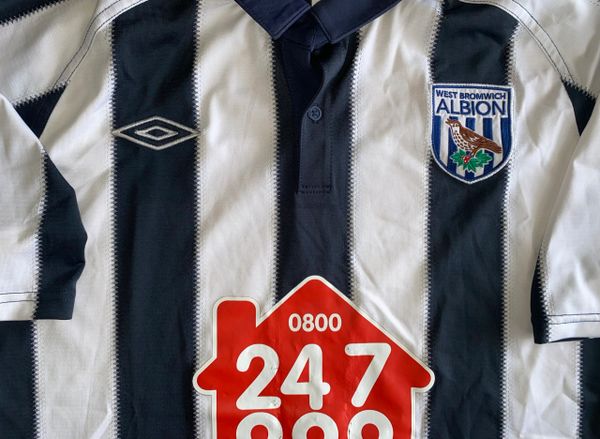 2010/11 ORIGINAL WEST BROMWICH ALBION UMBRO HOME SHIRT ADULT LARGE