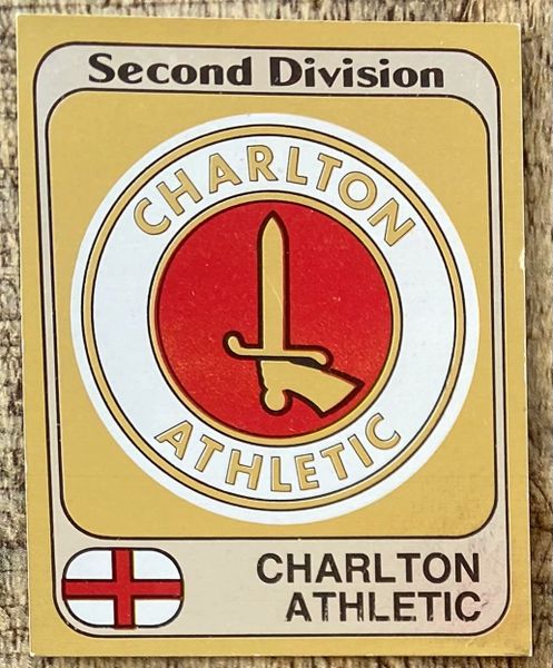 1982 ORIGINAL UNUSED PANINI FOOTBALL 82 STICKER CHARLTON ATHLETIC BADGE 343