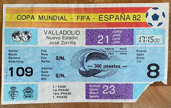 1982 ORIGINAL WORLD CUP TICKET FRANCE V KUWAIT @VALLADOLID