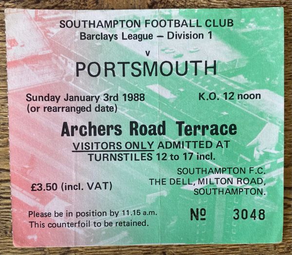 1987/88 ORIGINAL DIVISION ONE TICKET SOUTHAMPTON V PORTSMOUTH (VISITORS END)