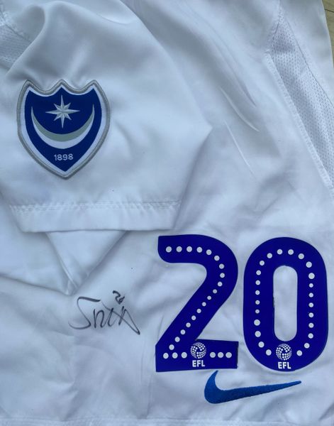 2019/20 PORTSMOUTH MATCH WORN HOME SHORTS (RAGGETT #20)