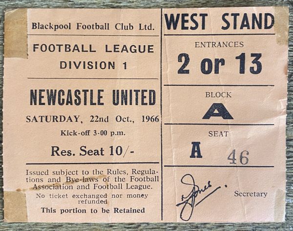 1966/67 ORIGINAL DIVISION ONE TICKET HUDDERSFIELD TOWN V NEWCASTLE UNITED