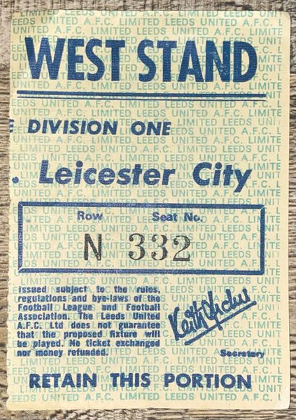 1975/76 ORIGINAL DIVISION ONE TICKET LEEDS UNITED V LEICESTER CITY