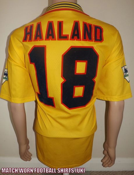 1994/95 NOTTINGHAM FOREST MATCH ISSUE AWAY SHIRT HAALAND 18