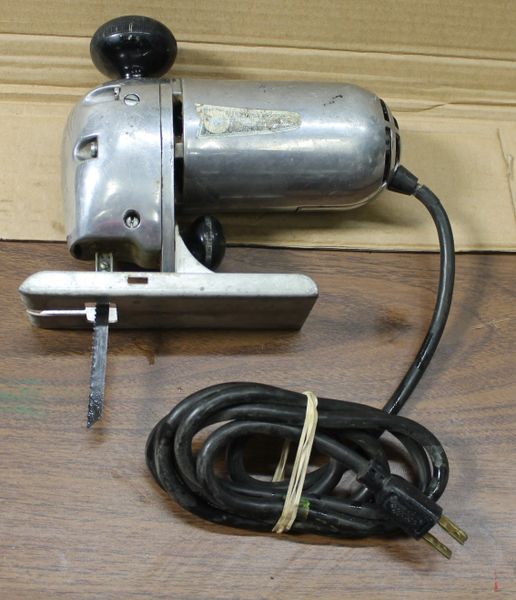 Vintage RAM Sabre Jig Saw Jolly Pack Rat Quality Second Hand Store