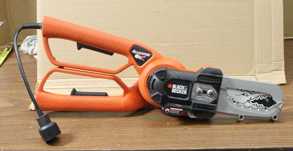 Black & Decker Cordless Alligator Lopper 