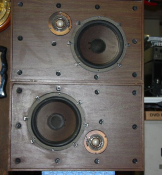 Vintage Sylvania Air Suspension Speaker System