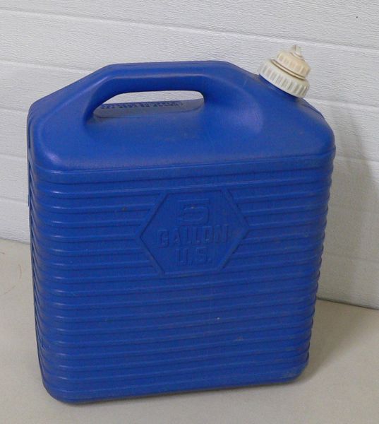 5 Gallon Blue Water Storage Container