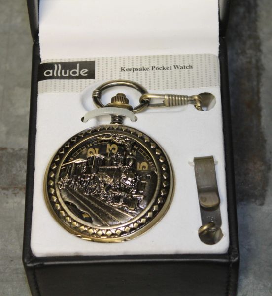 Allude Keepsake Pocket Watch