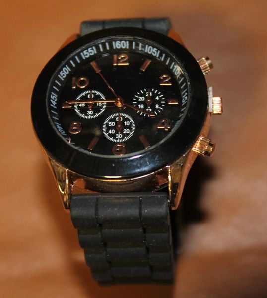 Black Face Watch with Rubber Band