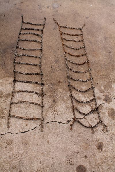 Tire Chains (14'' to 16'')