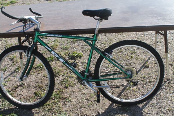 GT '' Timberline'' 21 Speed All Terrain Rigid Frame Bike/ Bicycle