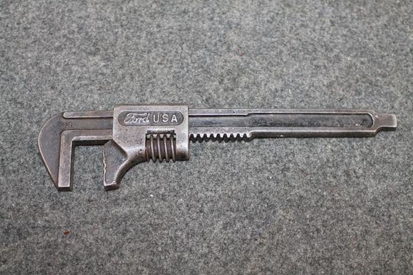 Ford USA 9" forged steel wrench