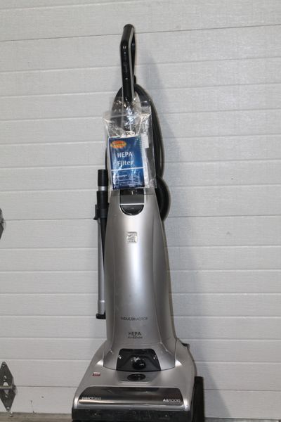 Kenmore Elite Upright Vacuum With All Attachments