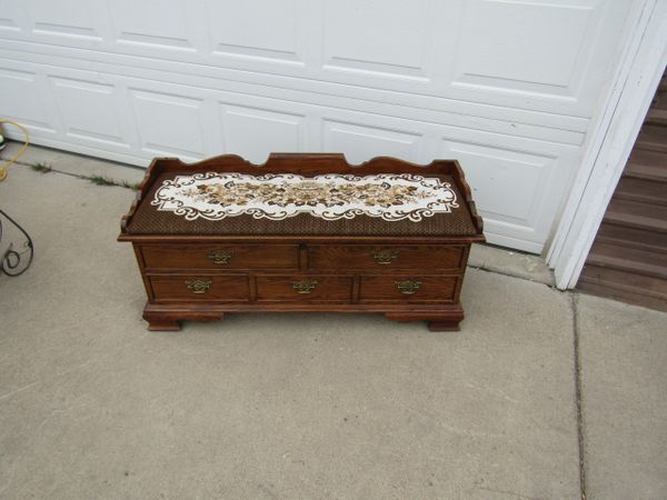 Lane Cedar Chest with Padded Embroidered Seat