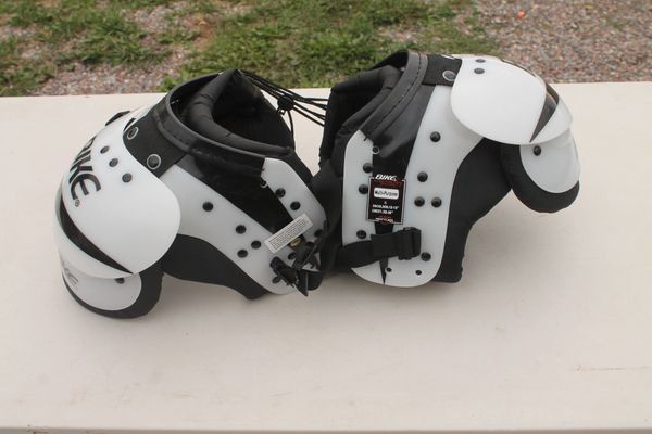 Bike Veno Series Rattler Shoulder Pad