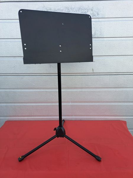 Musicians Gear Metal Adjustable/Fold-Up Music Stand