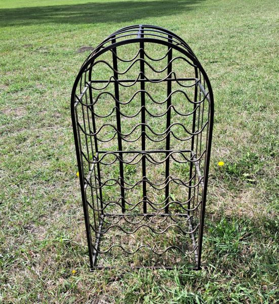 H.D. 28 Bottle Metal Wine Rack Jolly Pack Rat Quality Second Hand