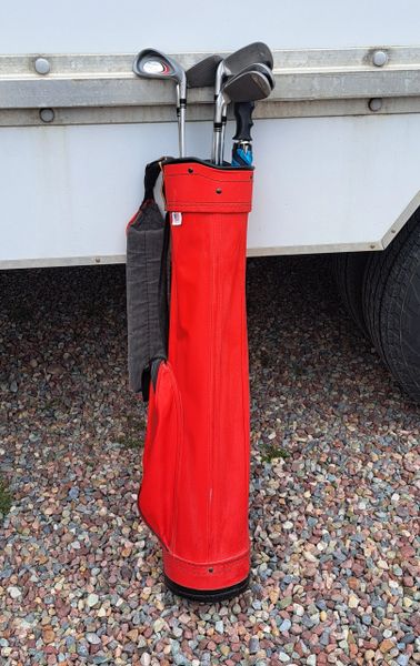 Small Red Golf Bag w/ 1 Pocket