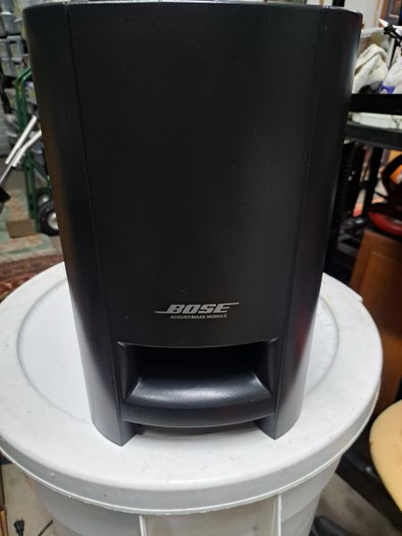 BOSE Cinemate Digital Home Theater Speaker System