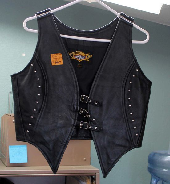 Universal Rider XL Black Leather Vest