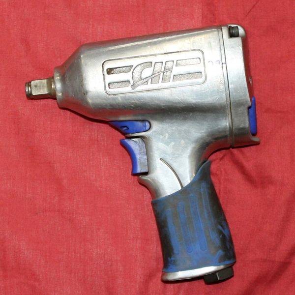 CH 1/2" Impact Wrench