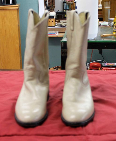 Justin Tan Cowgirl Boots--size 7B