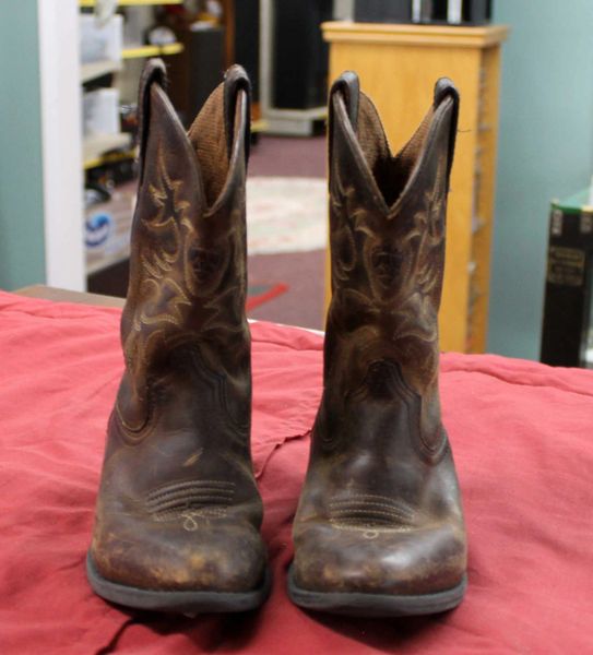 Kids Cowboy Boots--size 11