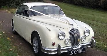 Essex Wedding Car Hire - Wedding Cars - London, England | Essex Wedding